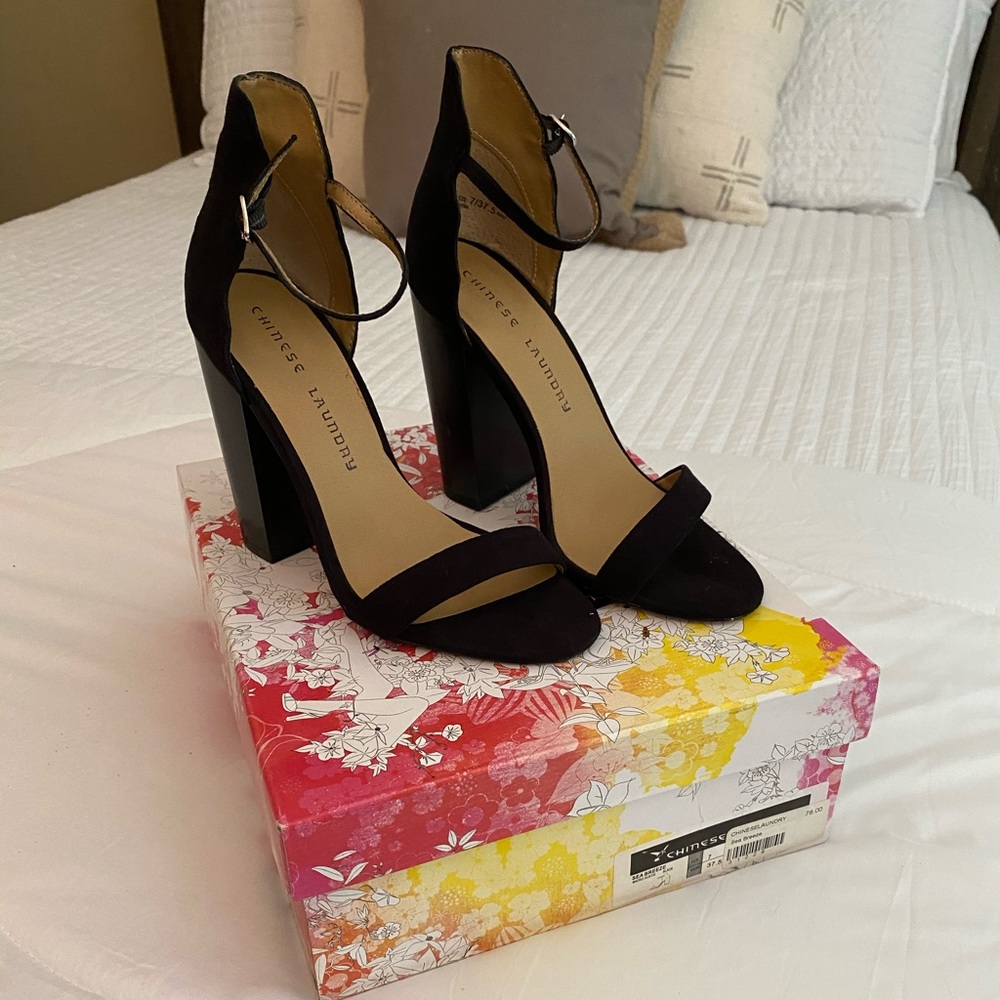 Chinese Laundry Black Heel